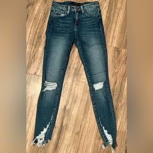 FLYING MONKEY Mid-Rise Ankle Skinny Jean